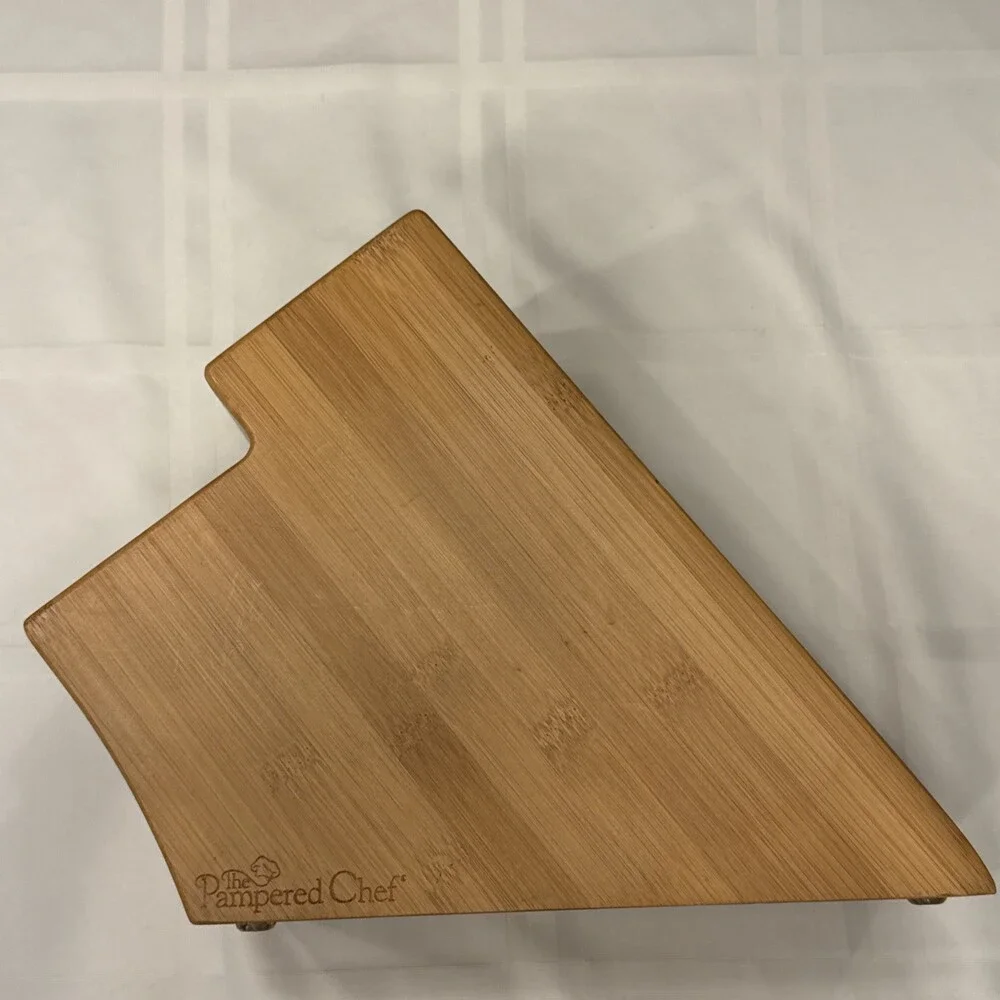 Pampered Chef Professional Wooden Knife Block 16 Slot Bamboo Retired